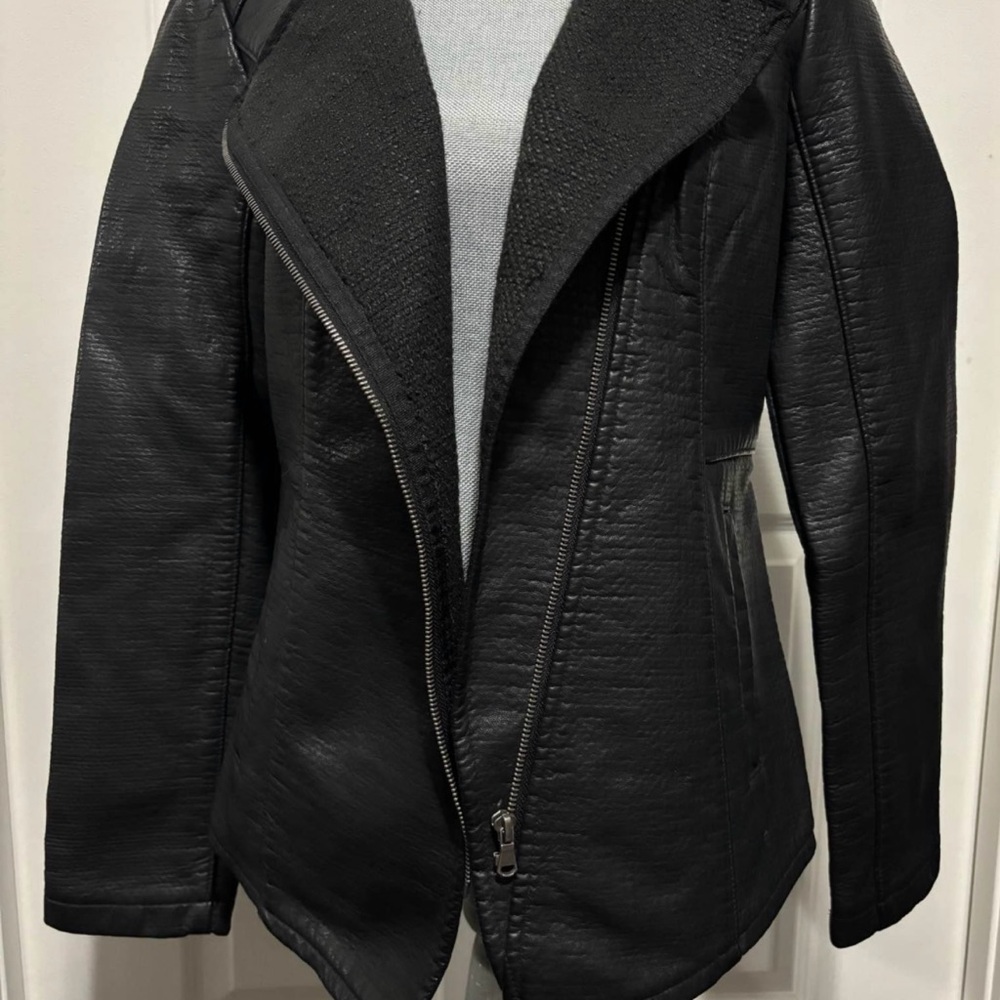 Blanc Noir Black Leather Jacket for a Timeless Look